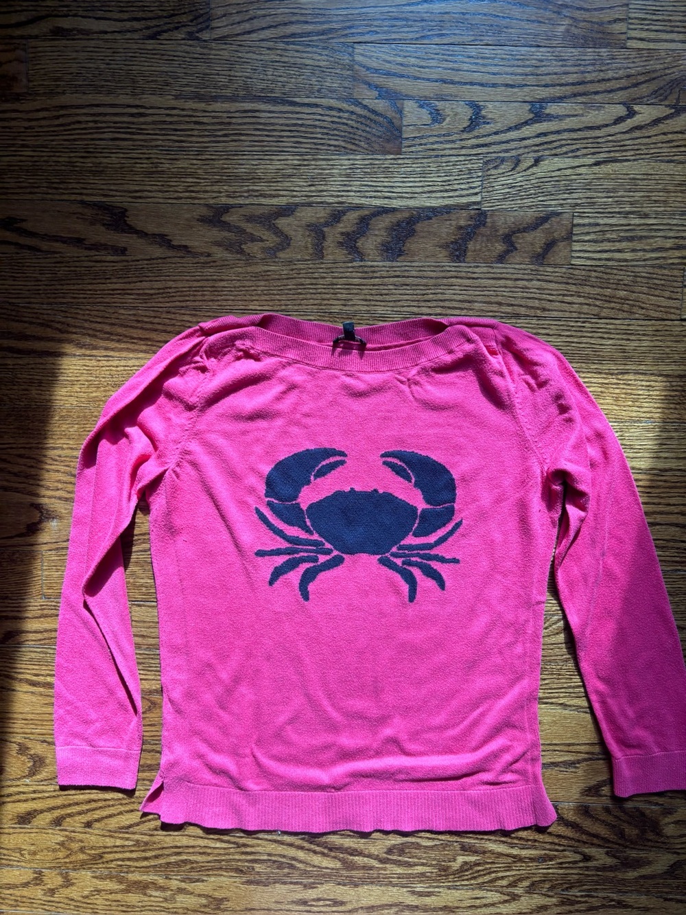 Talbots women’s Pink Crab Graphic Long-Sleeve sweater size M